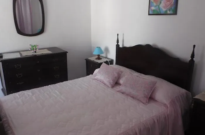 בית הארחה Chave D'ouro נאזרה