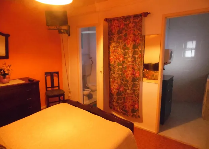 Chave D'ouro 3* נאזרה