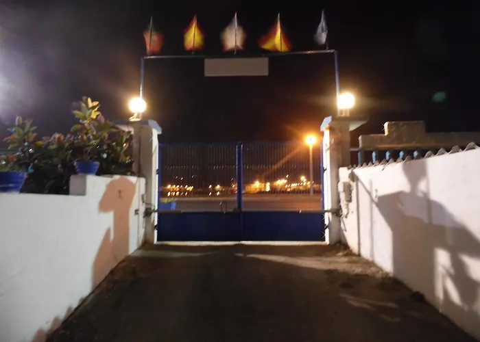 Chave D'ouro בית הארחה נאזרה